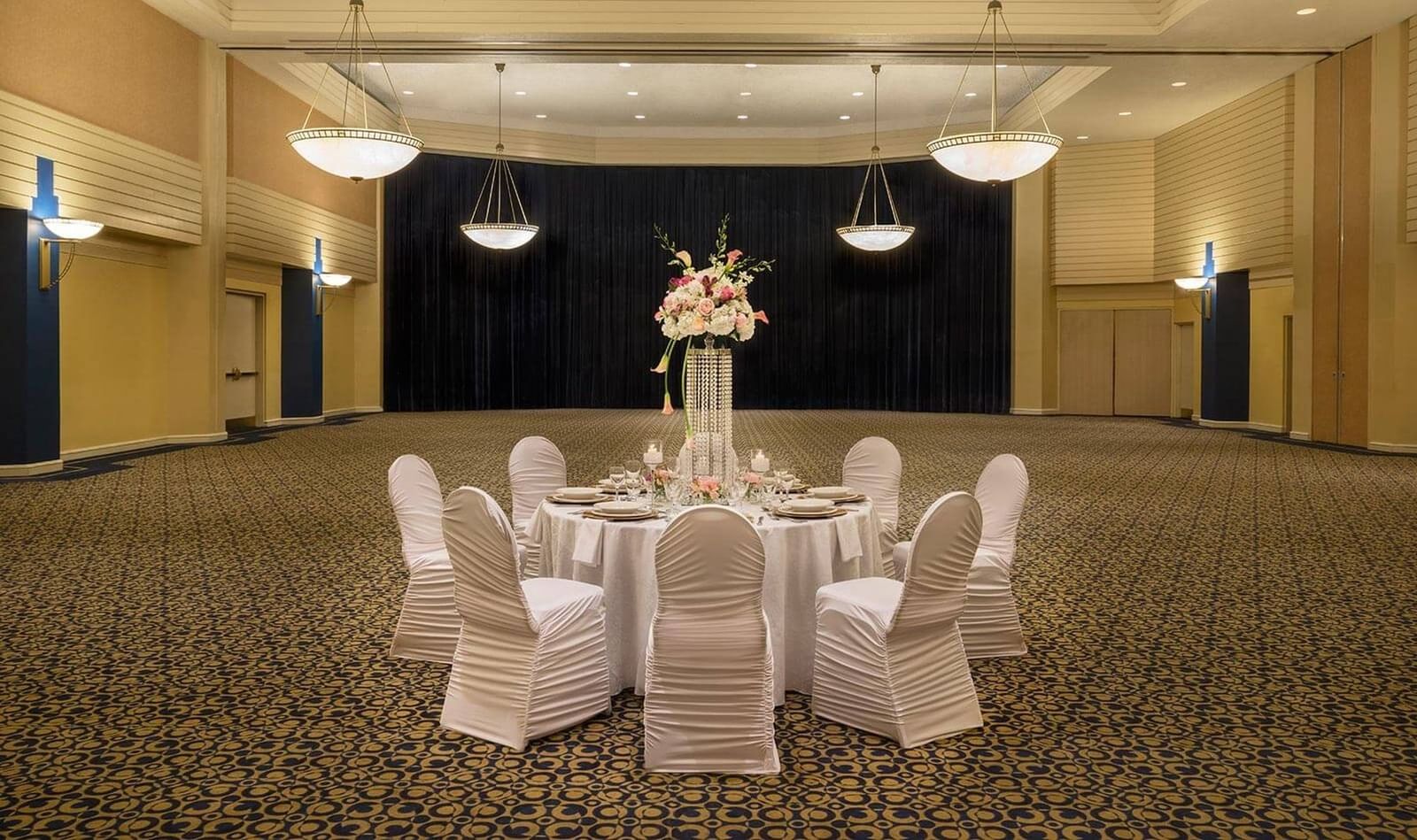 Toronto Don Valley Hotel & Suites banner